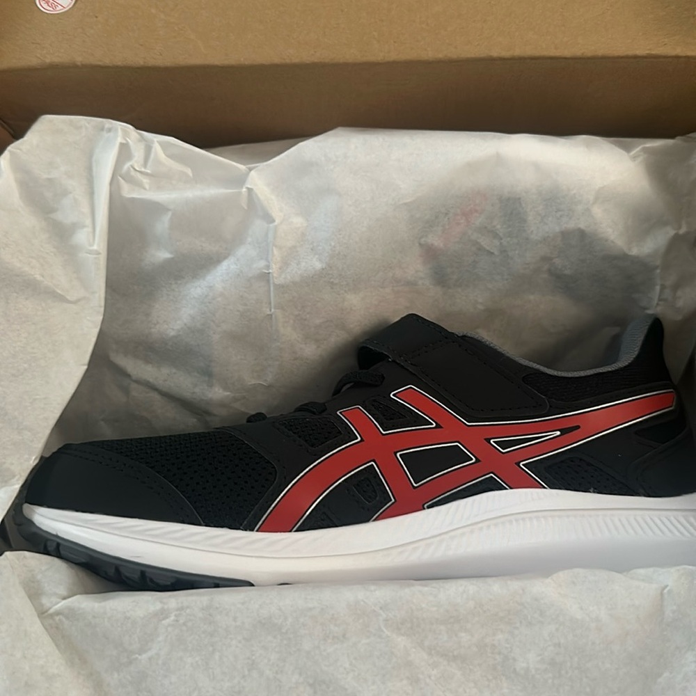 Asics Boys shoes